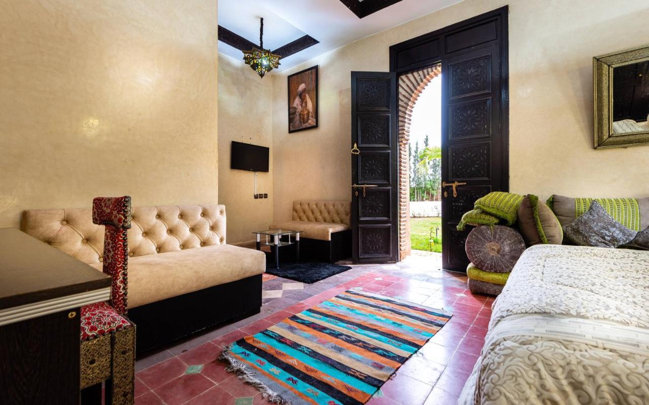 Palais Ghiat Bed & Breakfast Sidi Abdallah Ghiat Exterior foto